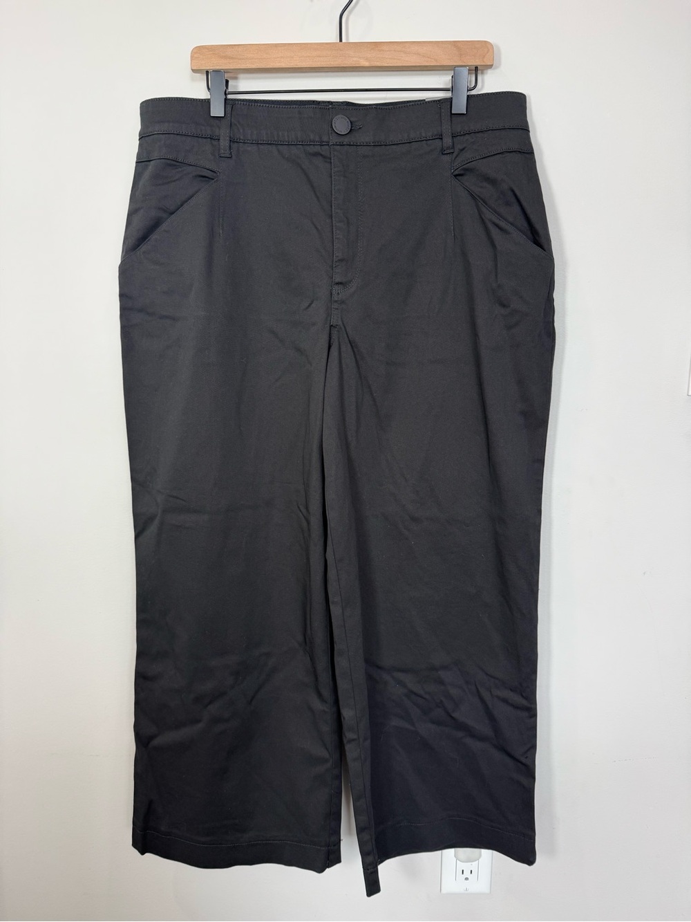 Wit & Wisdom Wyatt Skyrise Wide Leg Stretch Pants Black Size 16